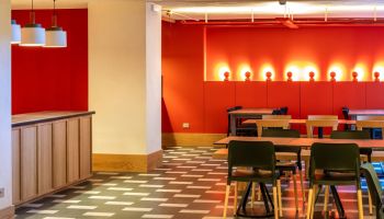 Lounge 12